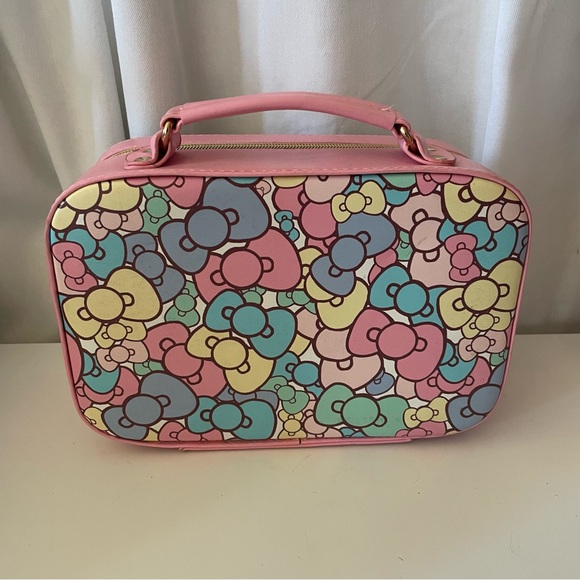 Hello Kitty Bag - Picture 2 of 6